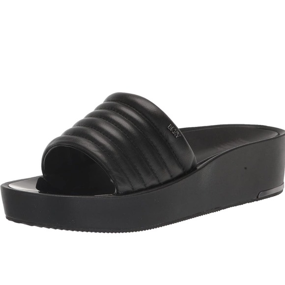 DKNY Women's Jansa Platform Sandal Flat Sz 11 - Modern Style Shoes - Picture 1 of 5